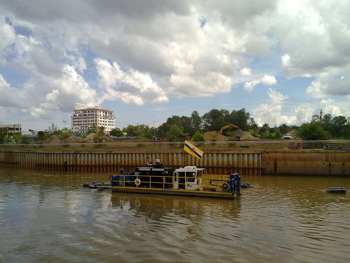 Brunei Dredging For Monsoon Season